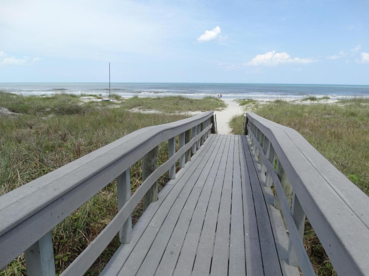 Spanish Main Unit 4- Direct Oceanfront Condo! Cocoa Beach Dış mekan fotoğraf